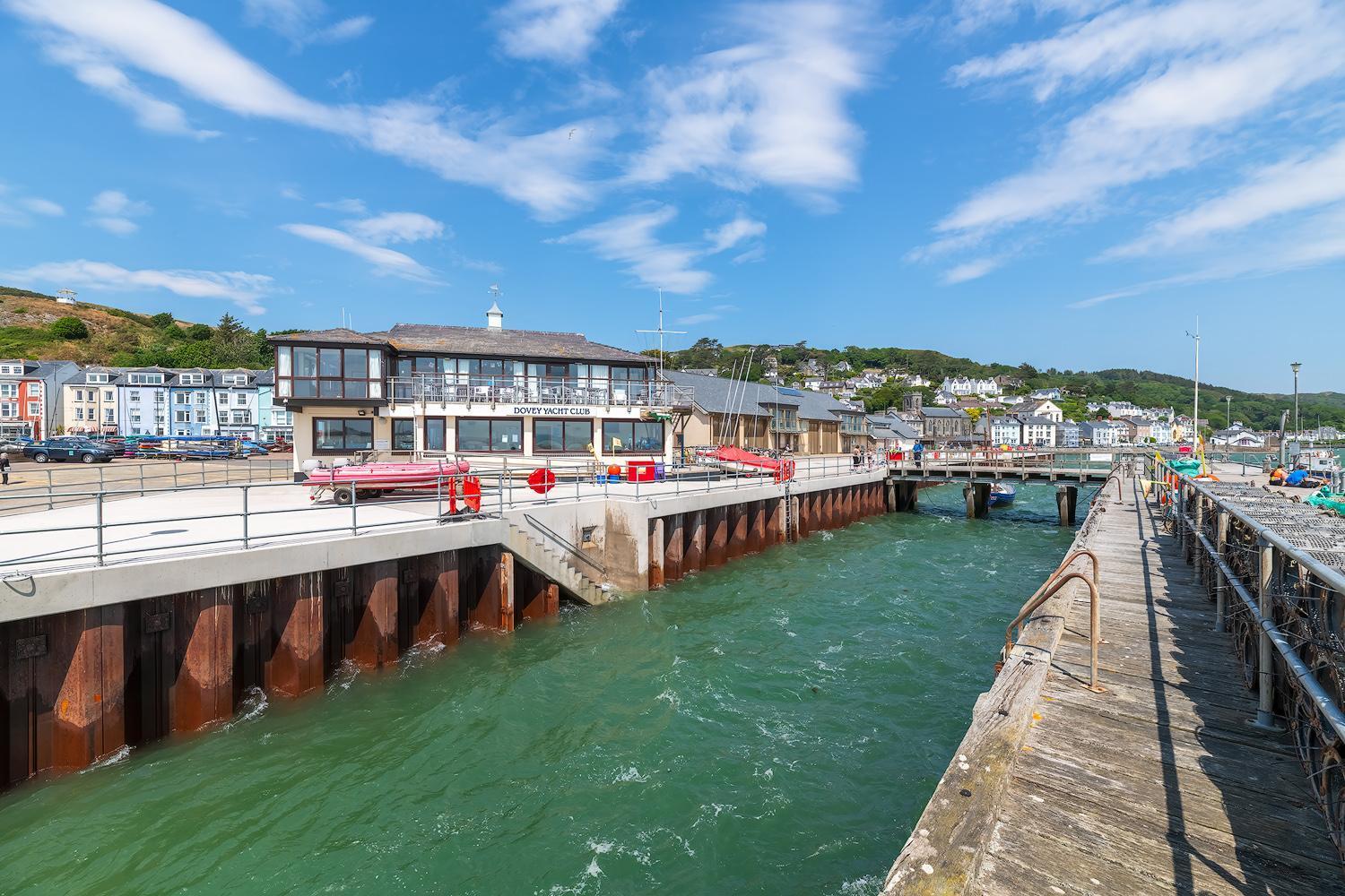 Popular Sea View Apartment Aberdyfi ภายนอก รูปภาพ